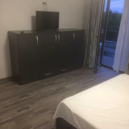 Casa “la Petrica “ *